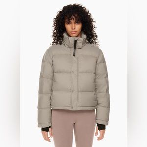 Aritzia Super Puff Shorty